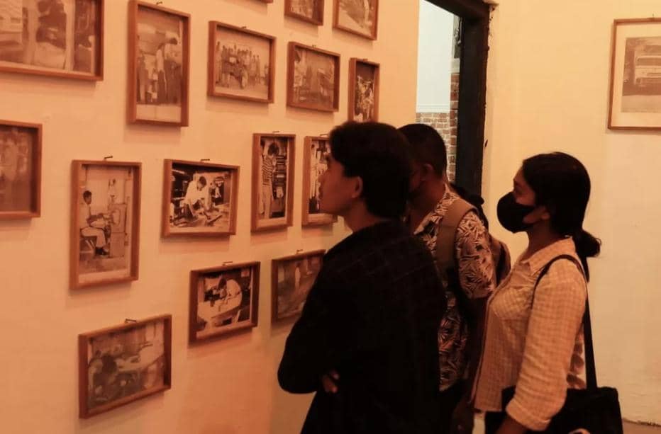 Suasana pameran Merekam Kota sesi sebelumnya. (Dok SkolMus)