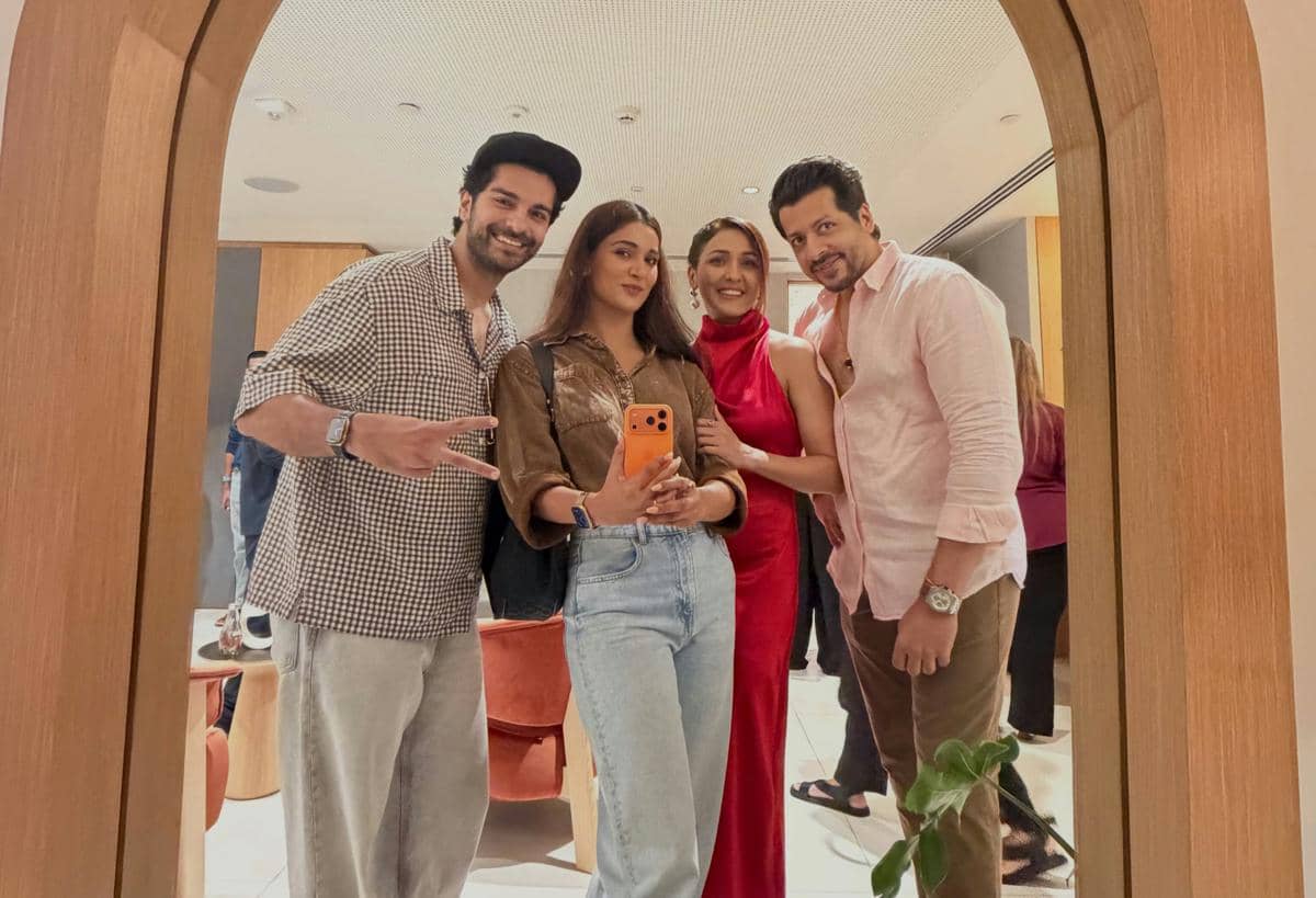 Kunal Thakur Ajak Istri Berburu iPhone 18 Pro Max, Suka Warna Burgundy