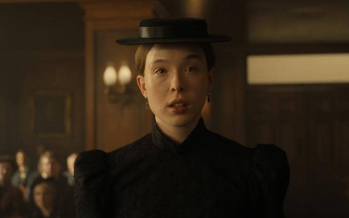 Ella Beatty sebagai Lizzie Borden dalam serial Monster: The Lizzie Borden Story