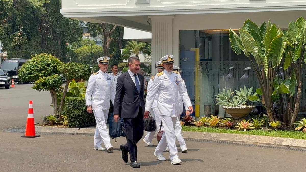 Prabowo Terima KSAL Italia di Istana, Mau Bahas Apa?
