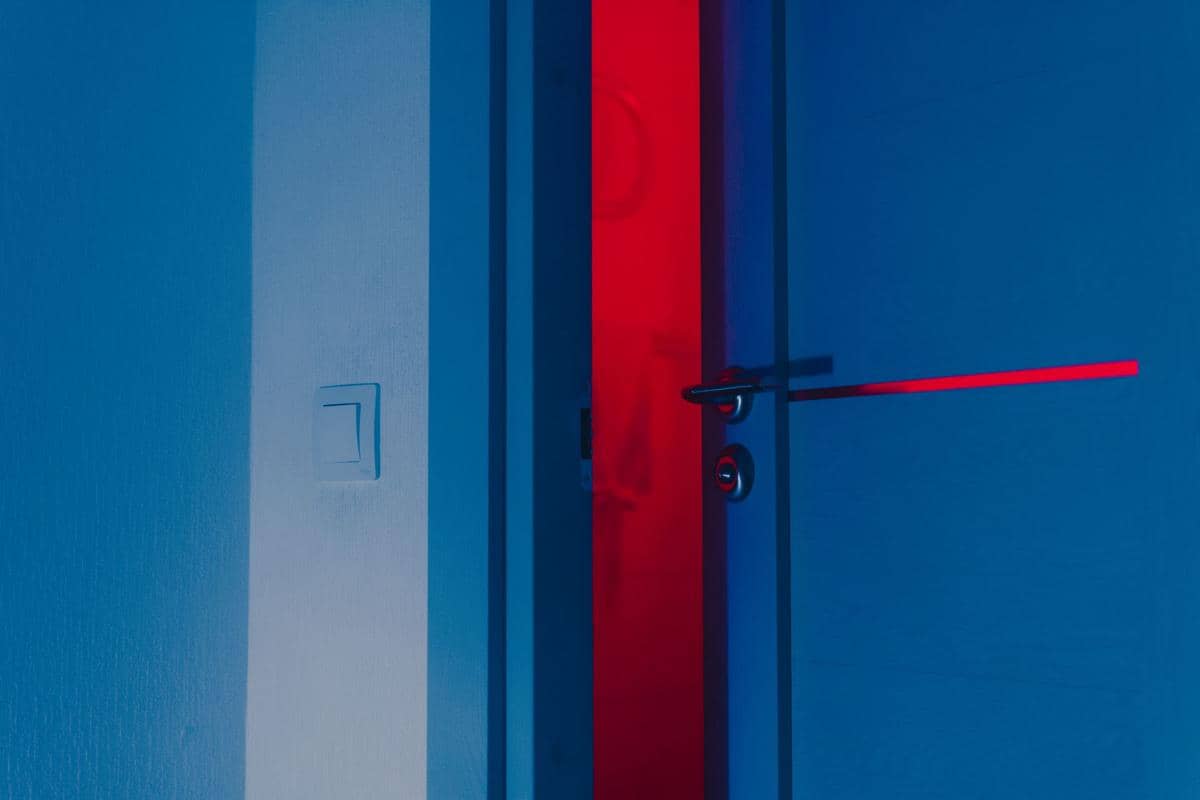 pintu terbuka