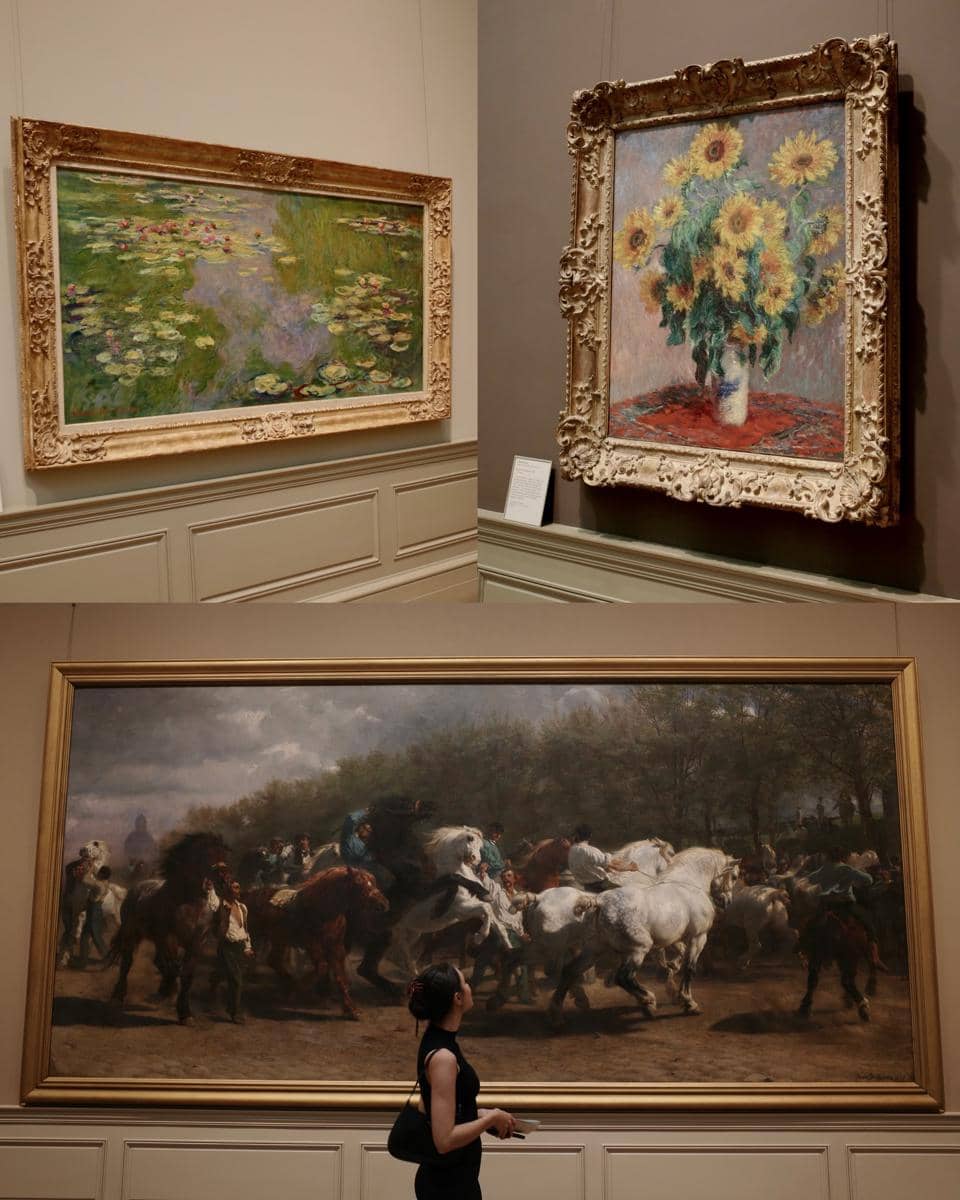 Yasmin Napper menikmati karya seni di The Metropolitan Museum of Art