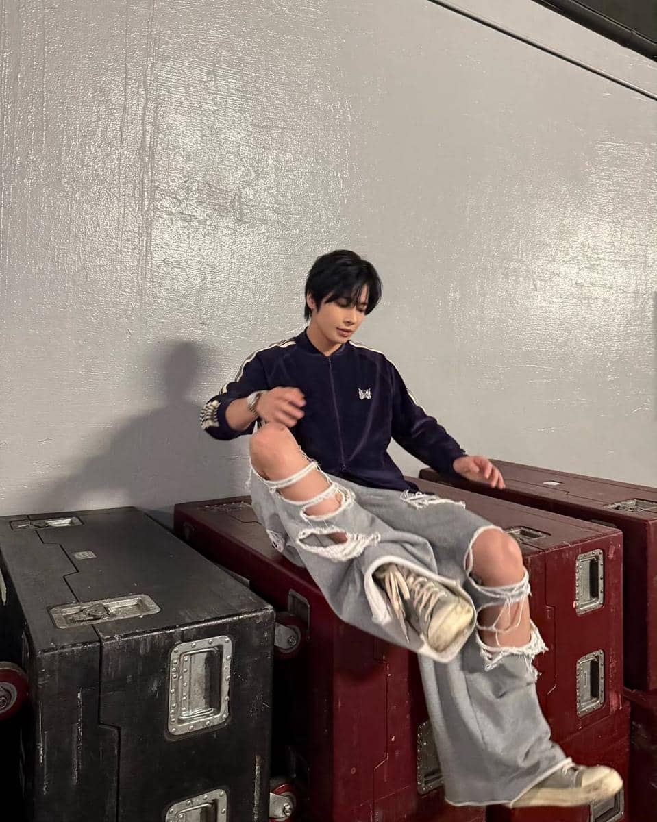 inspirasi outfit night ride ala Taehyun TXT