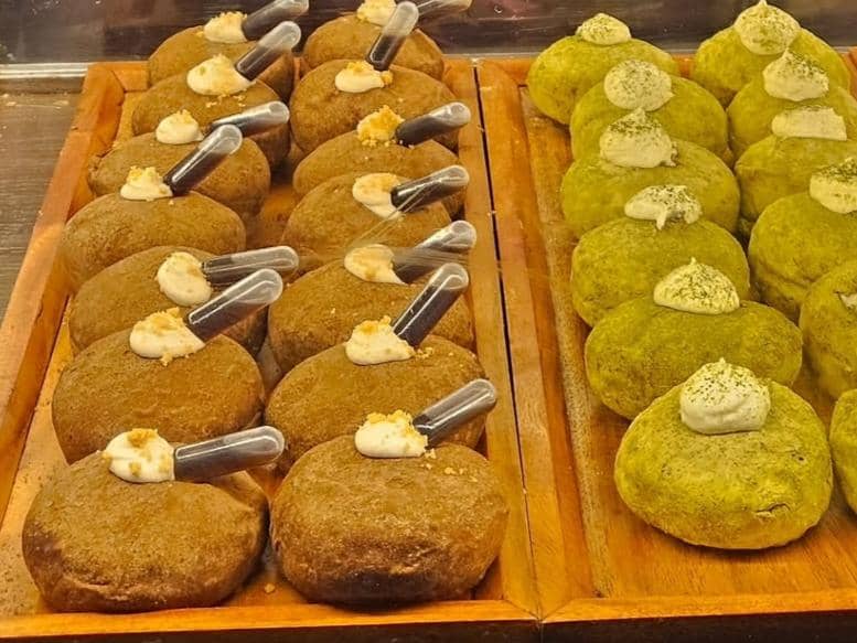 potret donat butterscotch than never Fore Donut