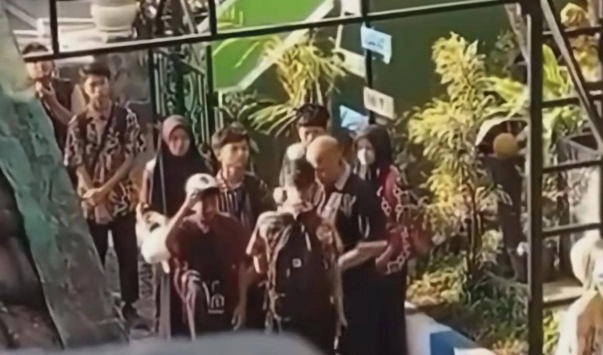 Viral Kepsek SMPN 18 Malang Tampar Siswa, Langsung Dinonaktifkan