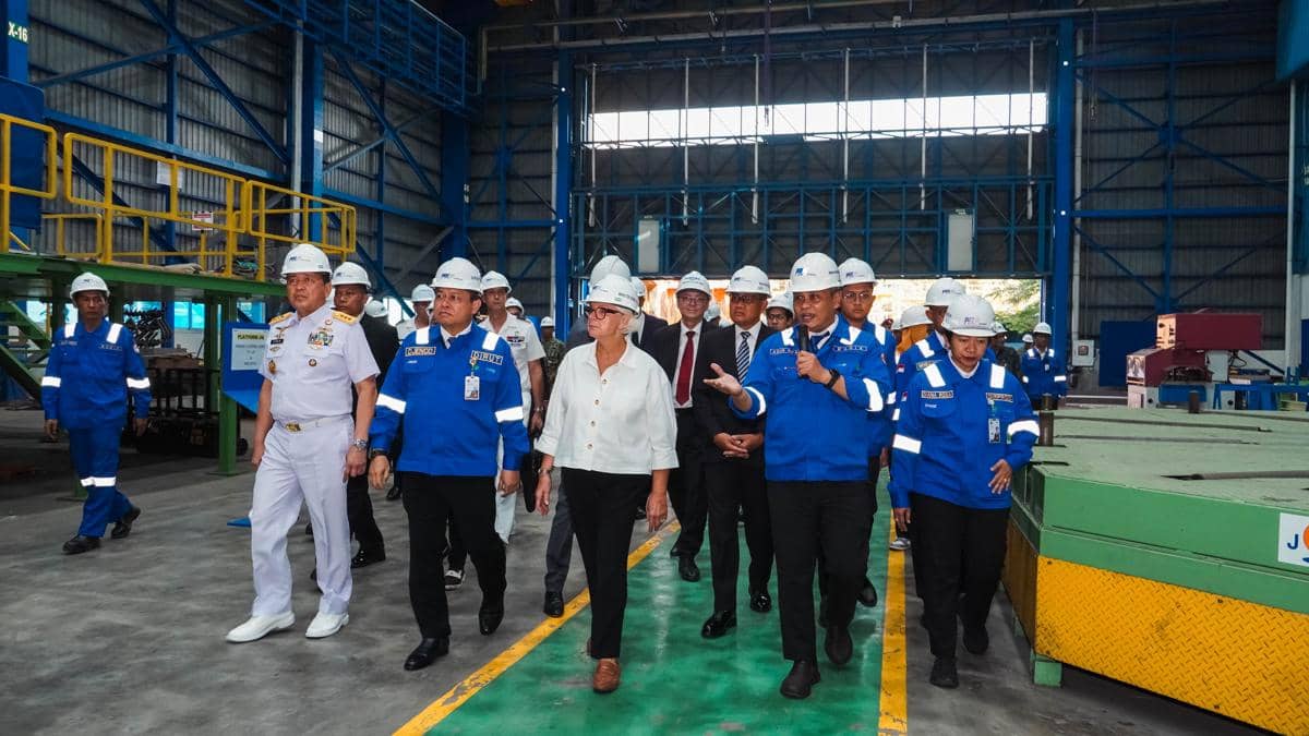 Menhan Prancis Kunjungi PT PAL, Tinjau Progres Kapal Selam Scorpene RI