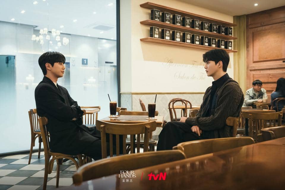 Kolase potongan adegan dari drama Four Hands, Two Sonatas yang dirilis tvN sebagai materi promosi.