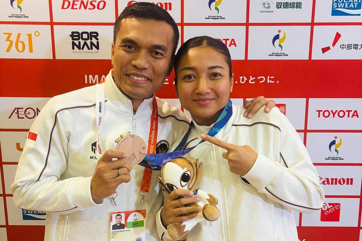 Coki (kanan) bersama tim Indonesia di Asian Games 2026 Aichi-Nagoya.