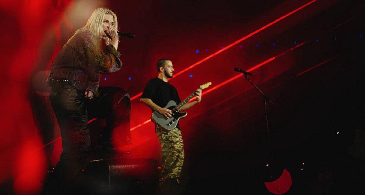 Dokumentasi Linkin Park dari akun Instagram resmi grup musik tersebut dalam materi publikasi terkait band.