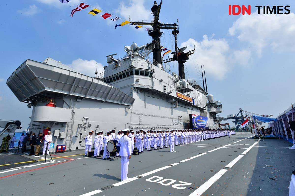 KRI Sriwijaya 100, Kapal Induk Garibaldi