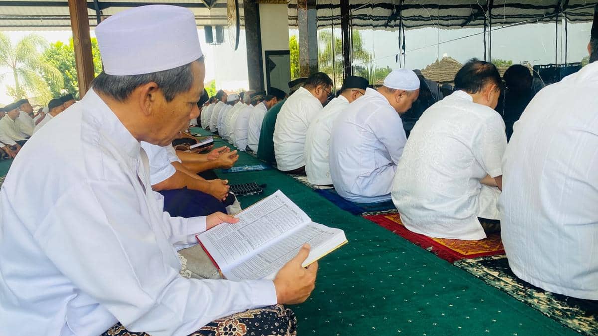 Para Napi Kedungpane Lantunkan Surat Ar Rahman Untuk Tenangkan Hati