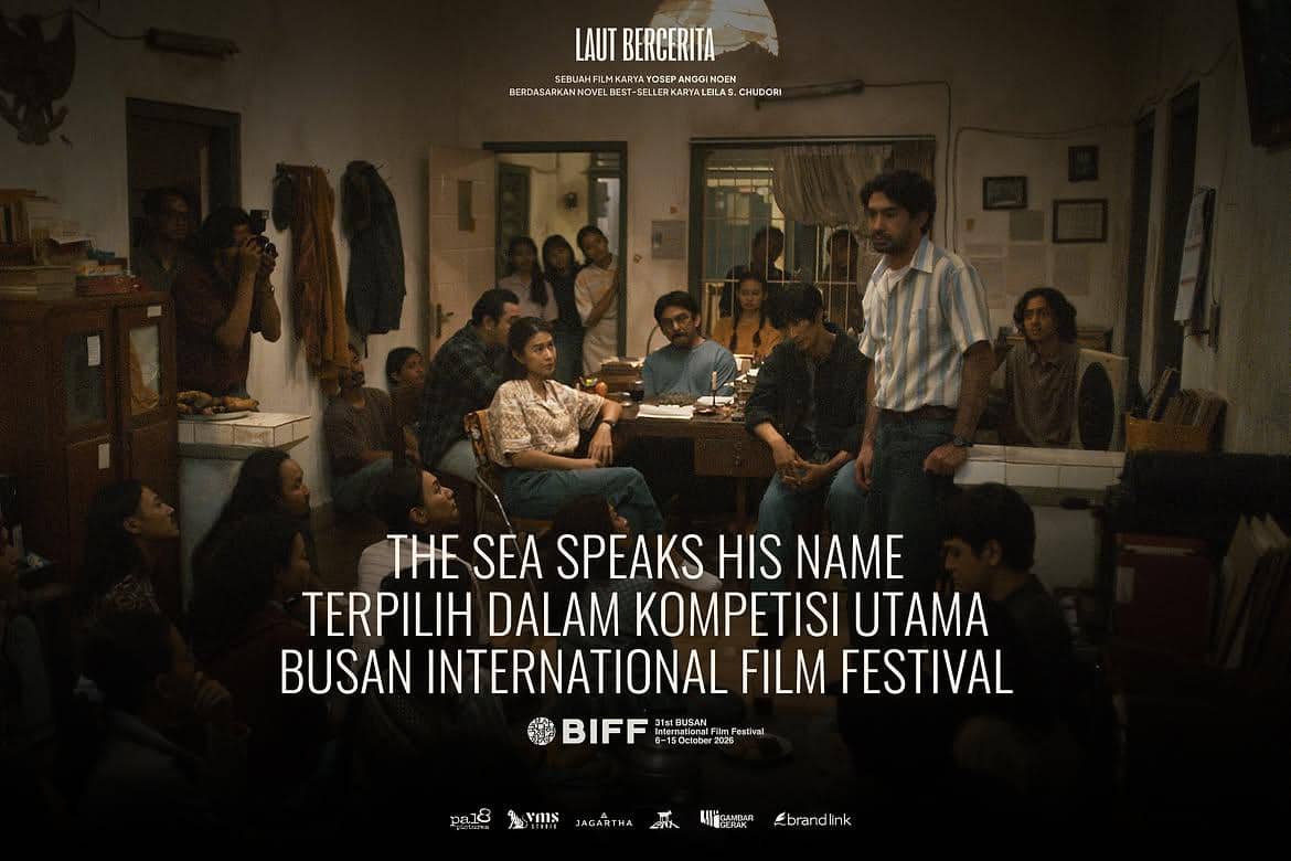 Unggahan akun Instagram Laut Bercerita yang menjadi ilustrasi untuk informasi terkait karya tersebut di media sosial.