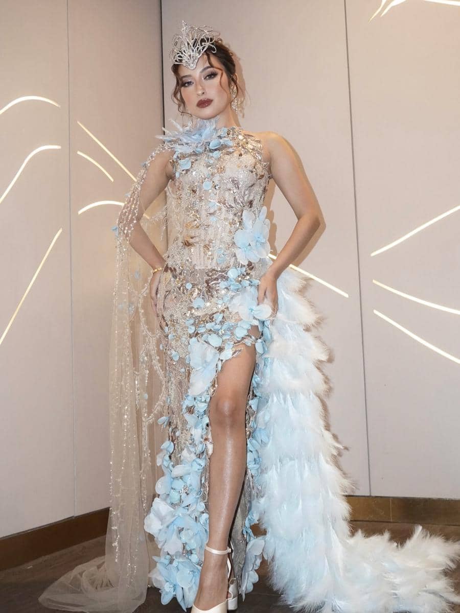 Jennifer Coppen Jadi Model Catwalk Maison Baaz (instagram.com/jenniferhubner)