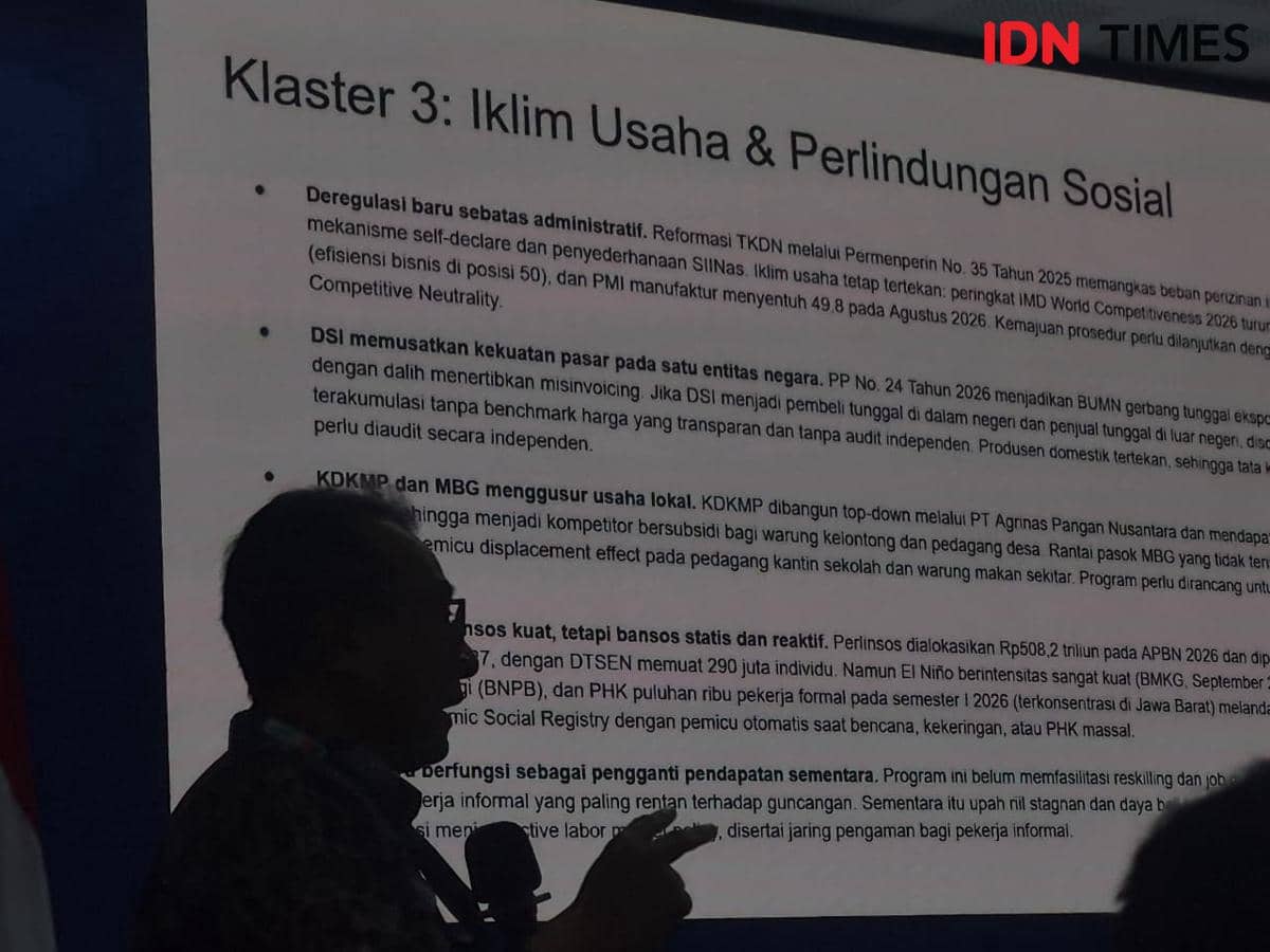 Aliansi Ekonom Indonesia (AEI) merilis laporan asesmen satu tahun terhadap 7 Desakan Darurat Ekonomi (7DDE) di Fakultas Ekonomika dan Bisnis