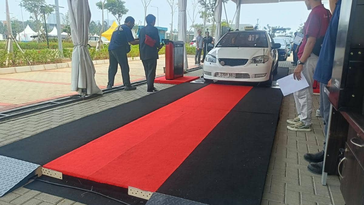 Suasana kegiatan Auto Service Day sebagai bagian dari rangkaian pameran Automechanika Jakarta 2026 di Jakarta.