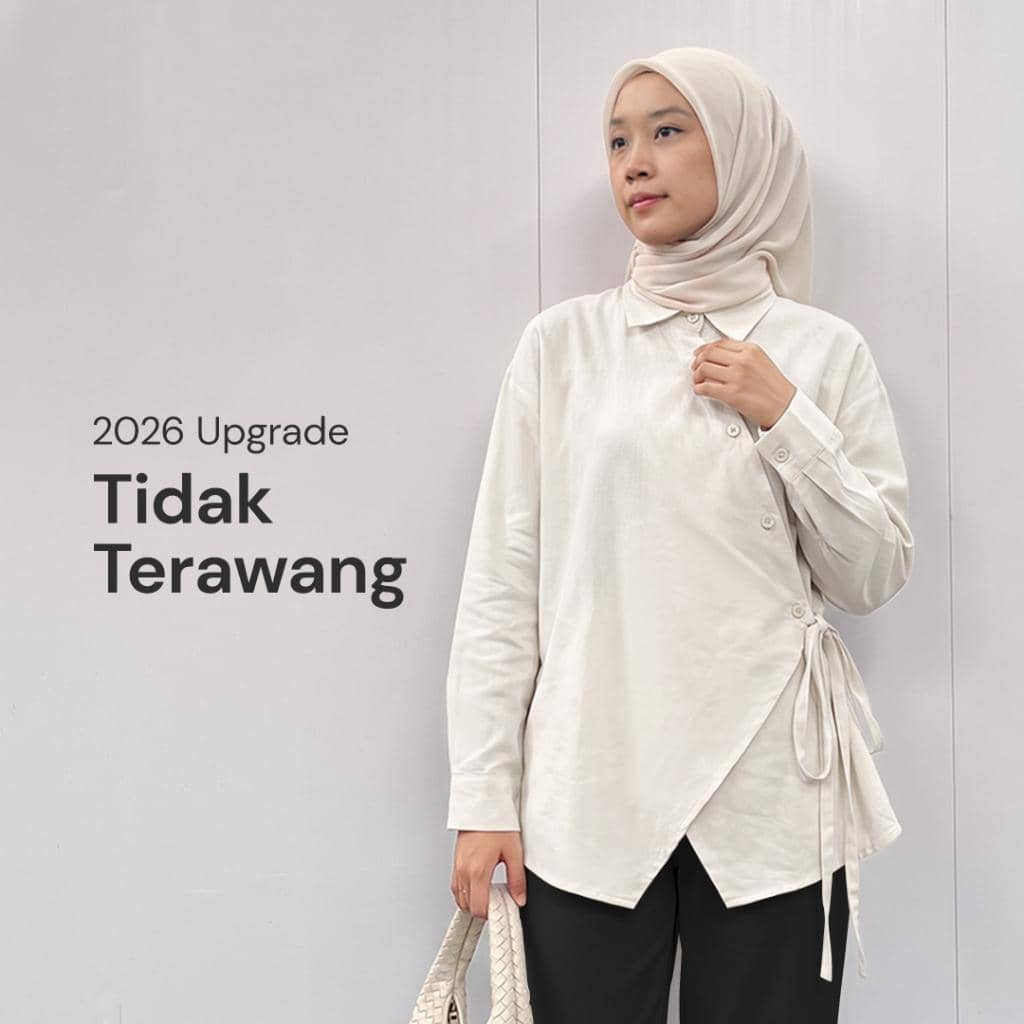 LUCERA x COTTON DAILY - Elea Asymmetric Blouse