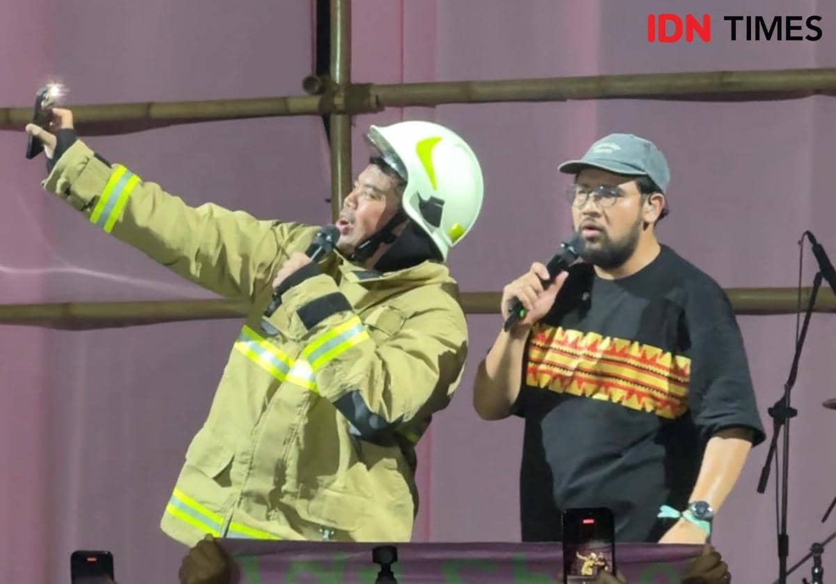 Penonton Kebawa Laskar Pelangi saat HFDZKHR Nyanyi Lagu Istri di Pespor