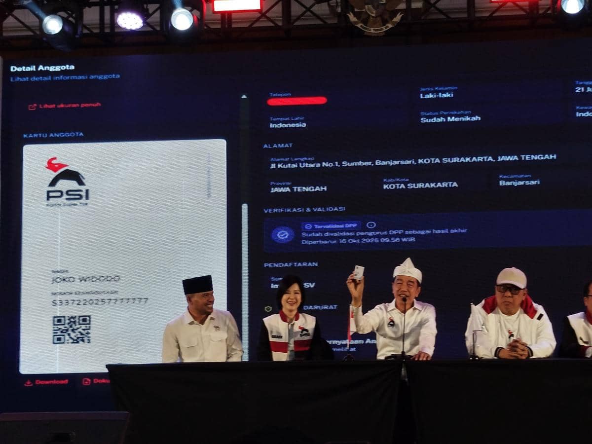 Jokowi Resmi Pamer KTA PSI di Bandung, Ini Nomor Anggotanya