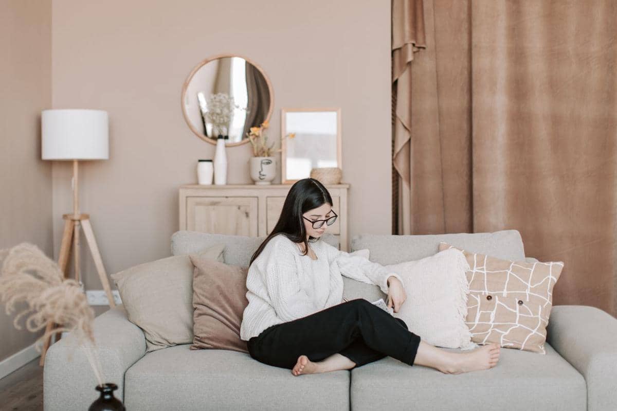 5 Perbedaan Essentialism dan Minimalism, Mana yang Cocok untuk Kamu?