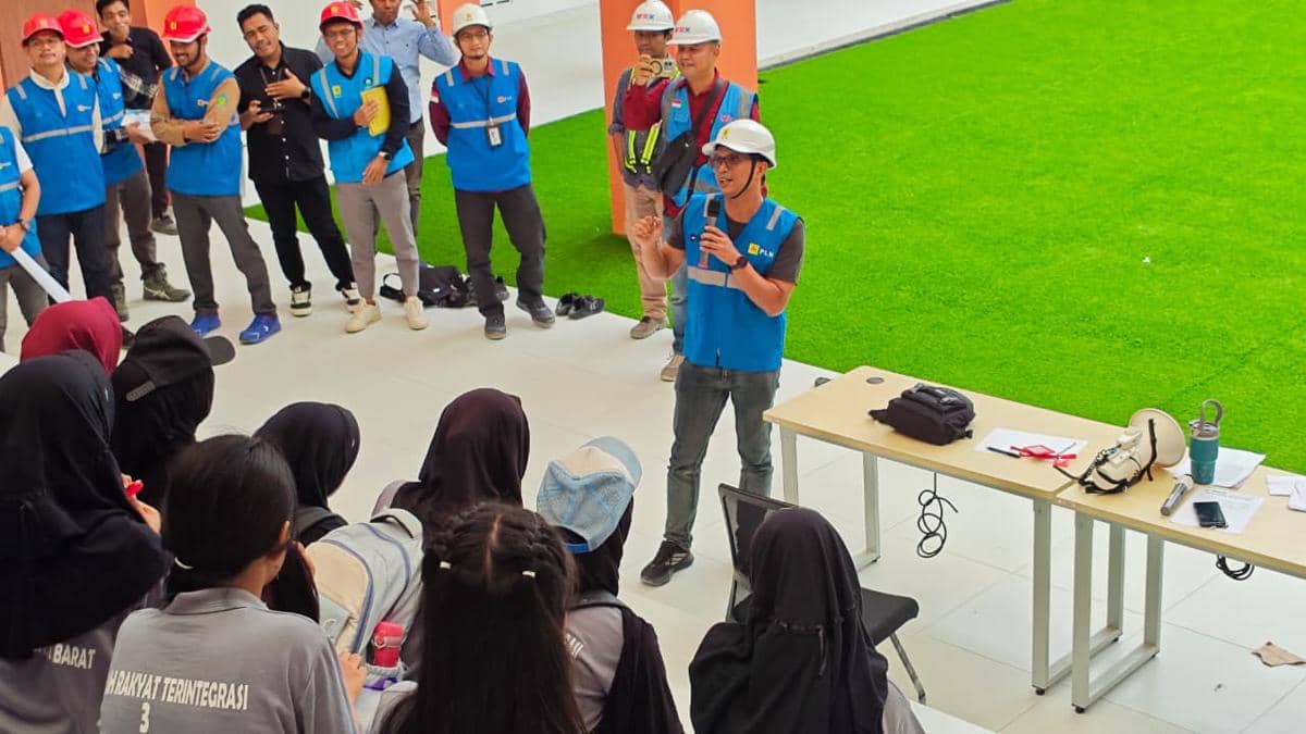 PLN Nyalakan Listrik Sekolah Rakyat Mamuju dengan Daya 555 kVA