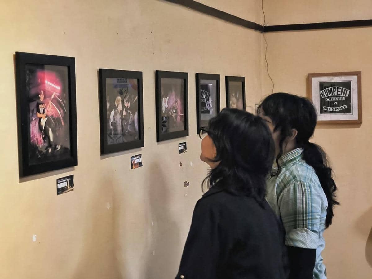 Keren, Remaja 14 Tahun di Jogja Gelar Pameran Foto Terjebak Dalam Waktu