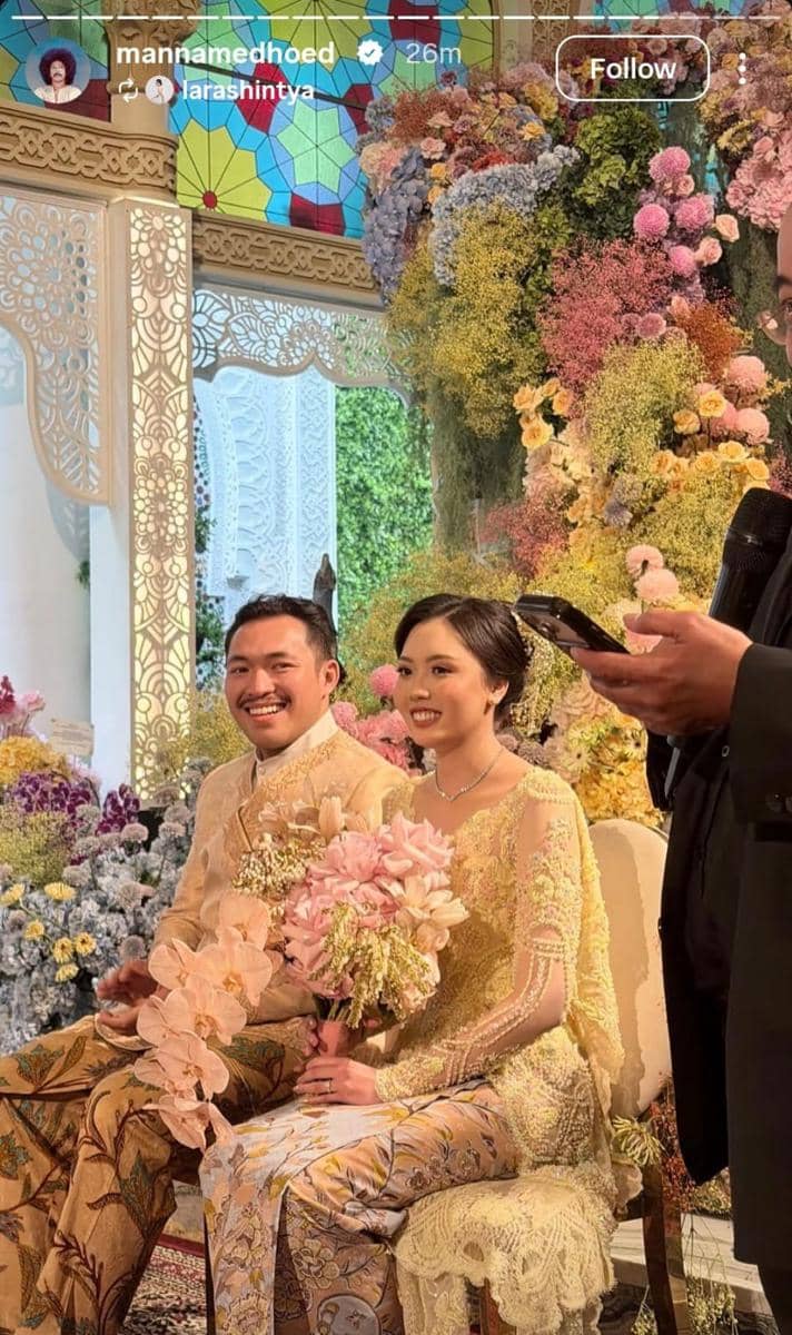 gaya lamaran anak Melly Goeslaw dengan anak Bambang Soesatyo