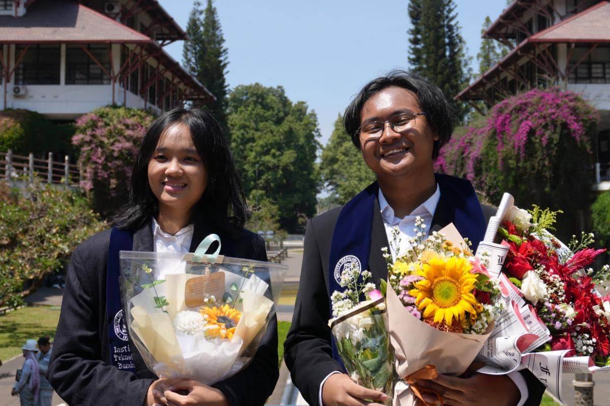 Sutradara Fransiska Fernanda dan Produser Vincentius Bhagaskara di film pendek Meong! 