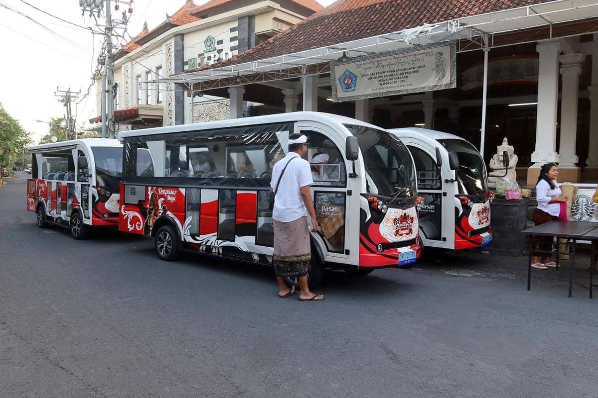 Potret Shuttle Intaran yang beroperasi di kawasan Sanur, Denpasar, Bali