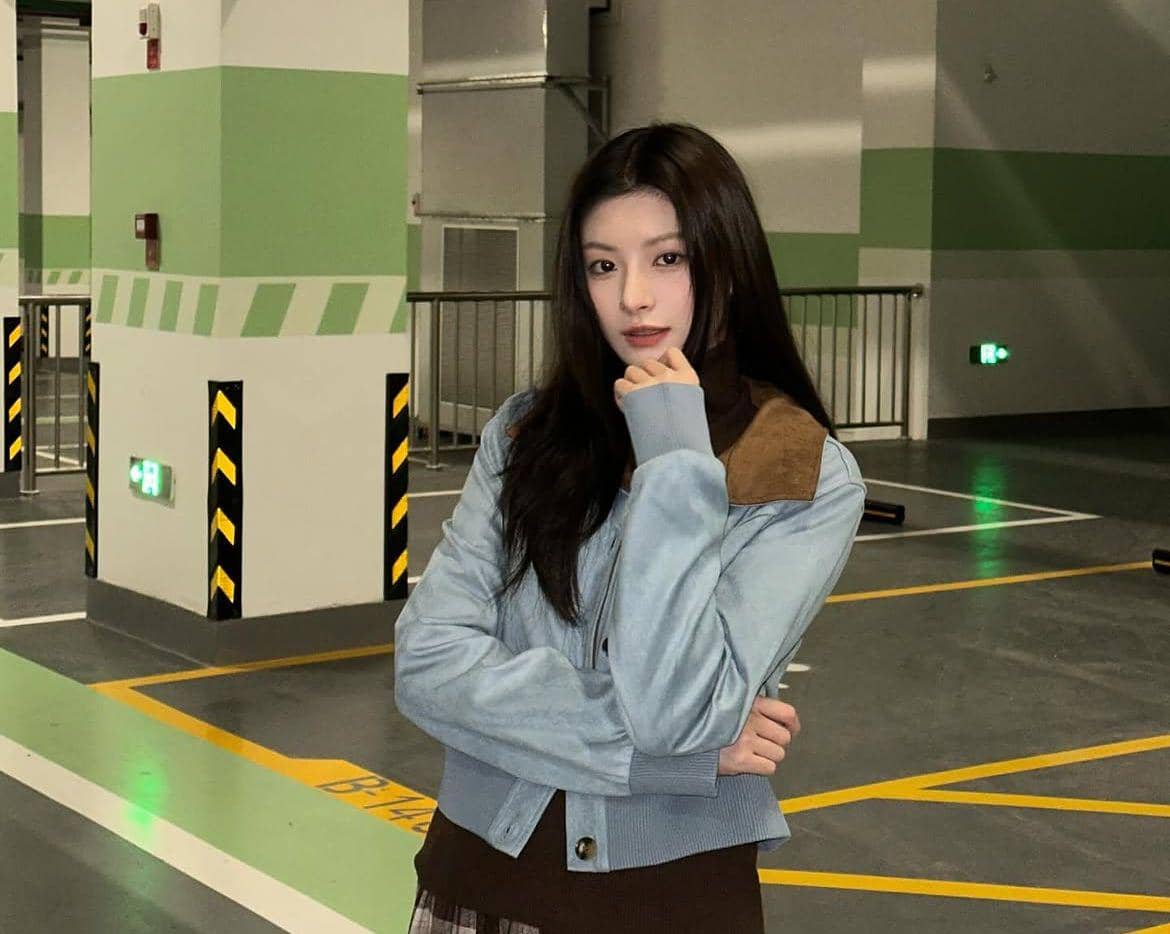 Potret Yiren EVERGLOW