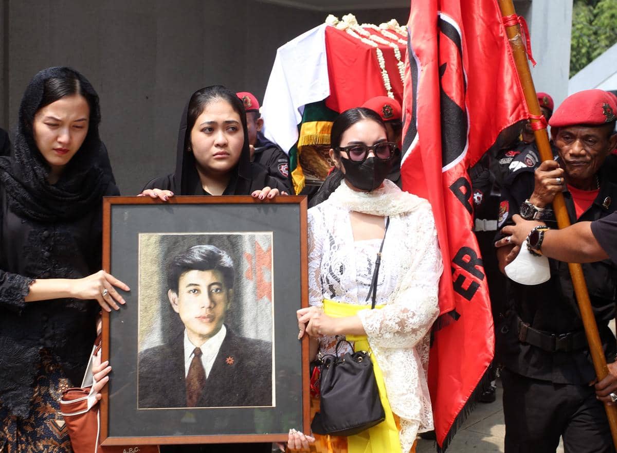 Warisan Karya Guruh Soekarnoputra yang Menembus Lintas Generasi