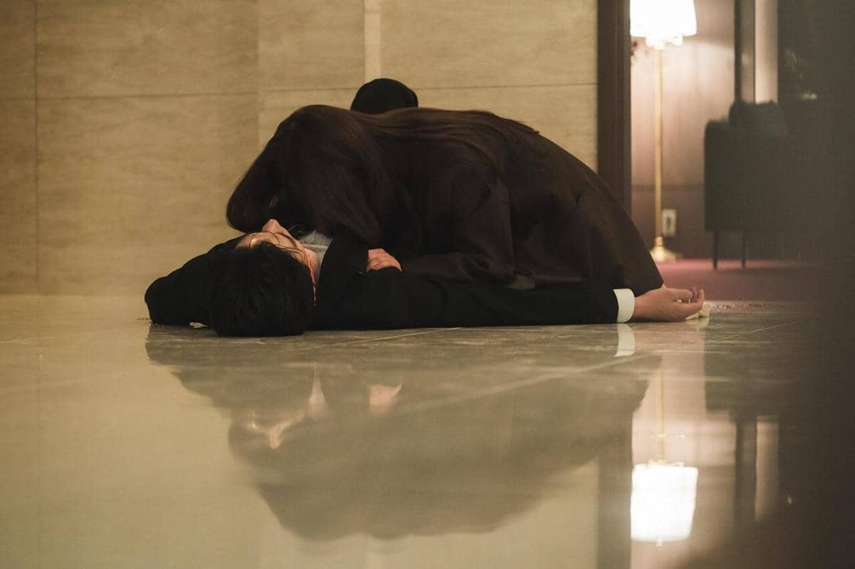 still cuts drama Dive Into You