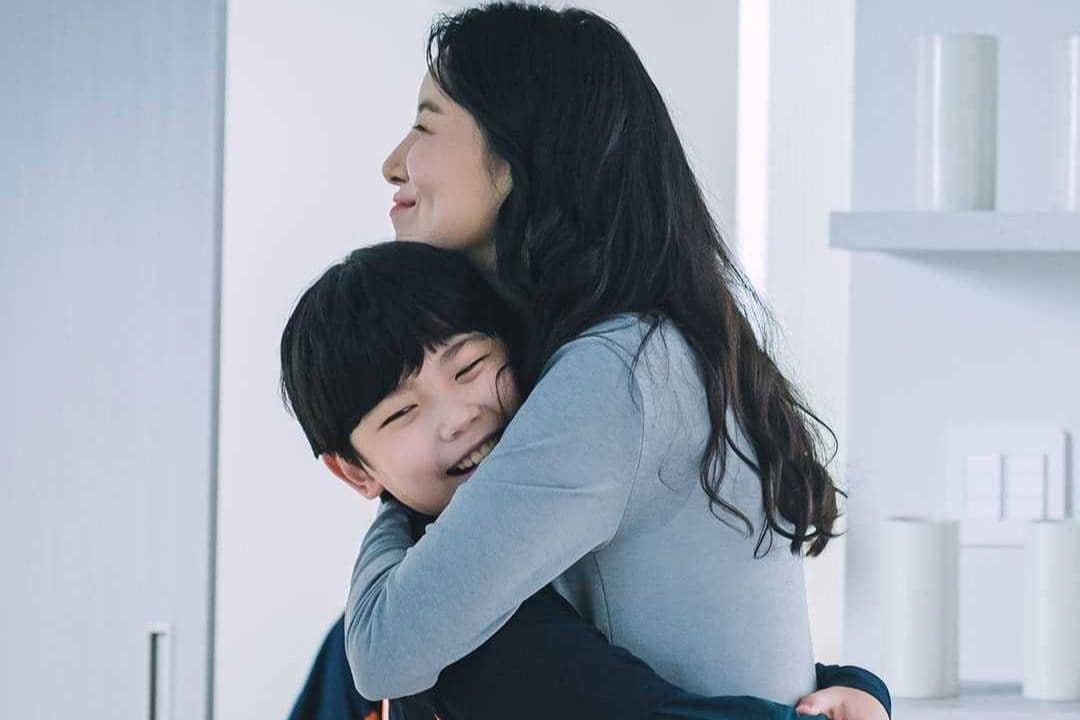 Kim Min Jun dan Yoon Se Ah dalam drama The Road: The Tragedy of One