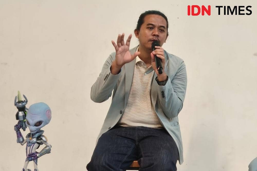 Potret Rizqi Mosmarth saat menghadiri Pes7a Warga Duniaku.com di M Bloc Space, Jakarta, Minggu (27/9/2026) (IDN Times/Juan Dwi)