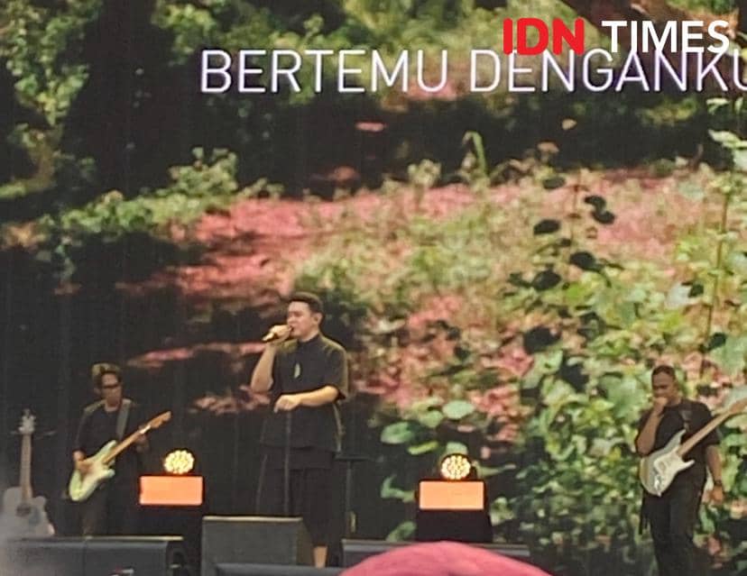 Tulus Senang Tampil Sore di Pestapora 2026, Bisa Lihat Wajah Penonton