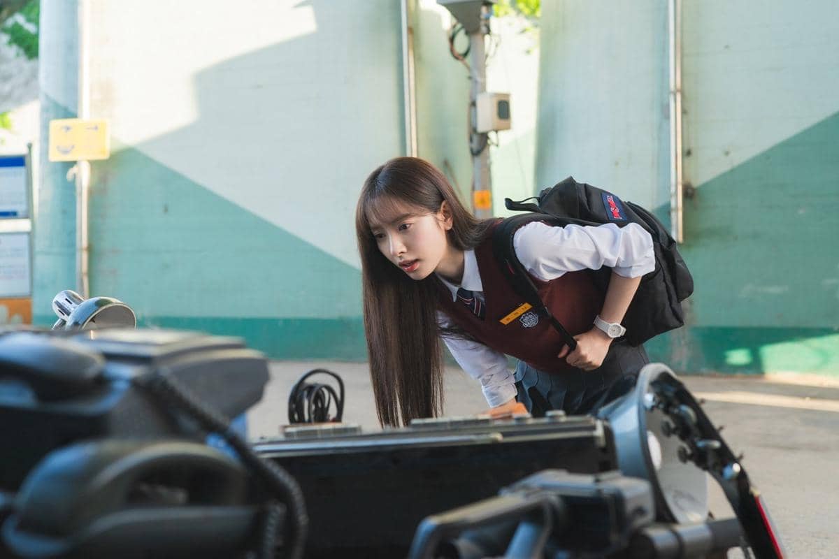 still cuts drama Dive Into You