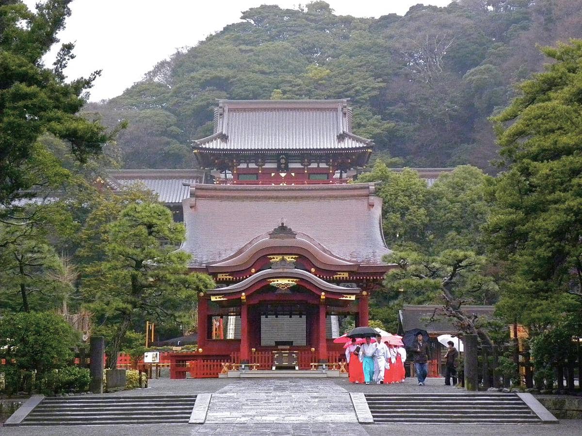 Mengenal Tsurugaoka Hachimangu, Kuil Shinto Ikonik Kota Kamakura