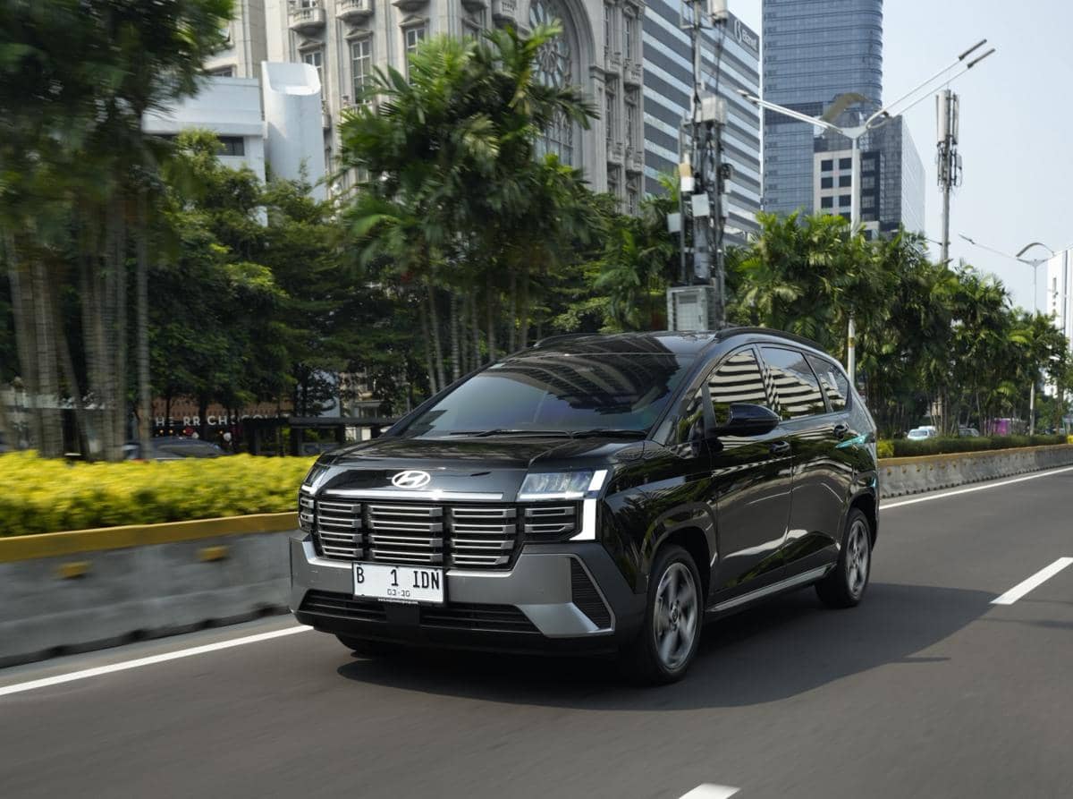 MPV Keluarga Makin Canggih, Mobil Korsel Ini Andalkan SmartSense