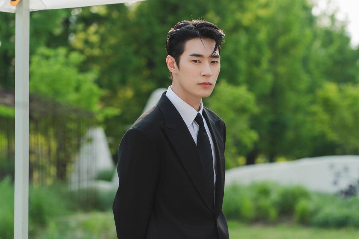 3 Karakter Bodyguard di Drakor 2026, Ada Jung Woo Jae Dive Into You
