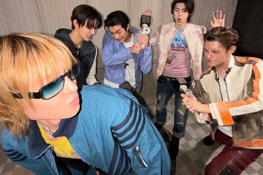 [QUIZ] Siapa Member CORTIS yang Kamu Ajak Gabung Ngeband di Sekolah?