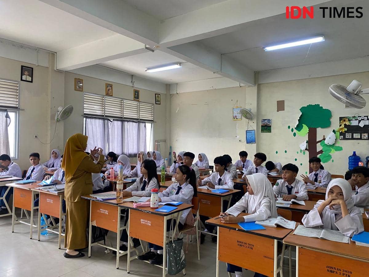 SMPN 2 Pontianak Kembali Tatap Muka usai 2 Bulan Kabut Asap