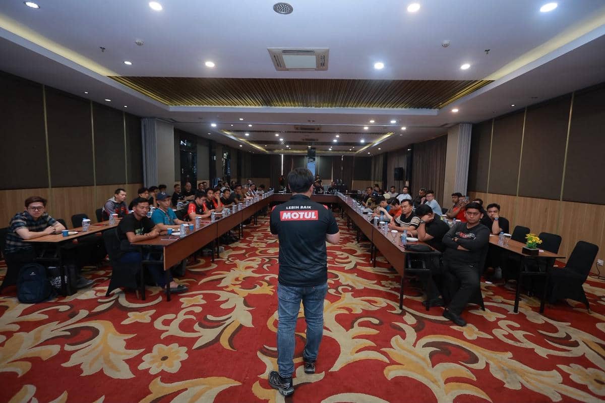 Kegiatan Motul berfokus pada peningkatan kompetensi bengkel lokal melalui program MPS yang dijalankan perusahaan.