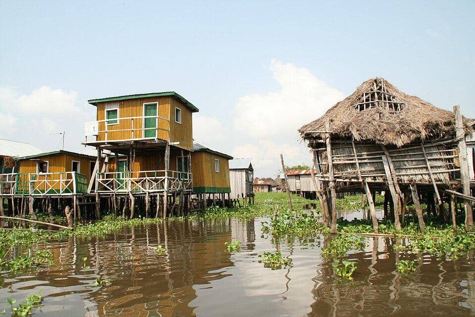 5 Fakta Ganvie, Desa Terapung di Benin dengan Pesona Rumah Panggung
