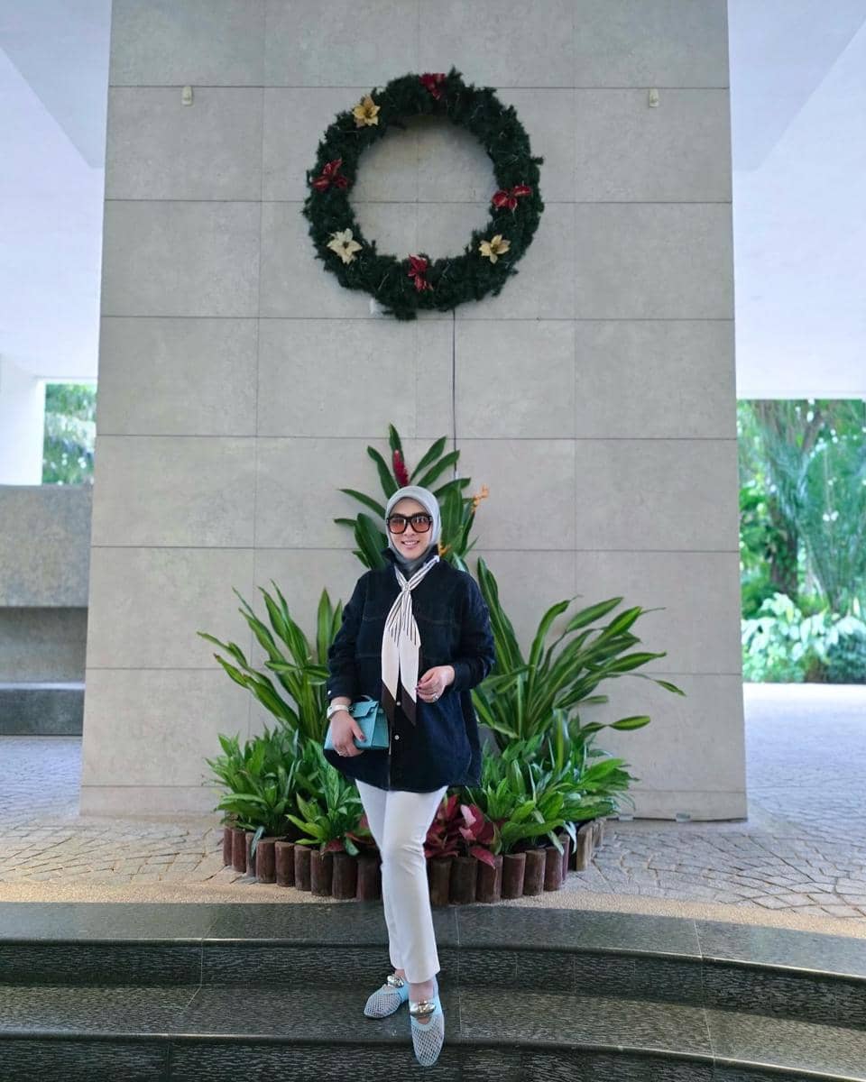 OOTD minimalis Syahrini