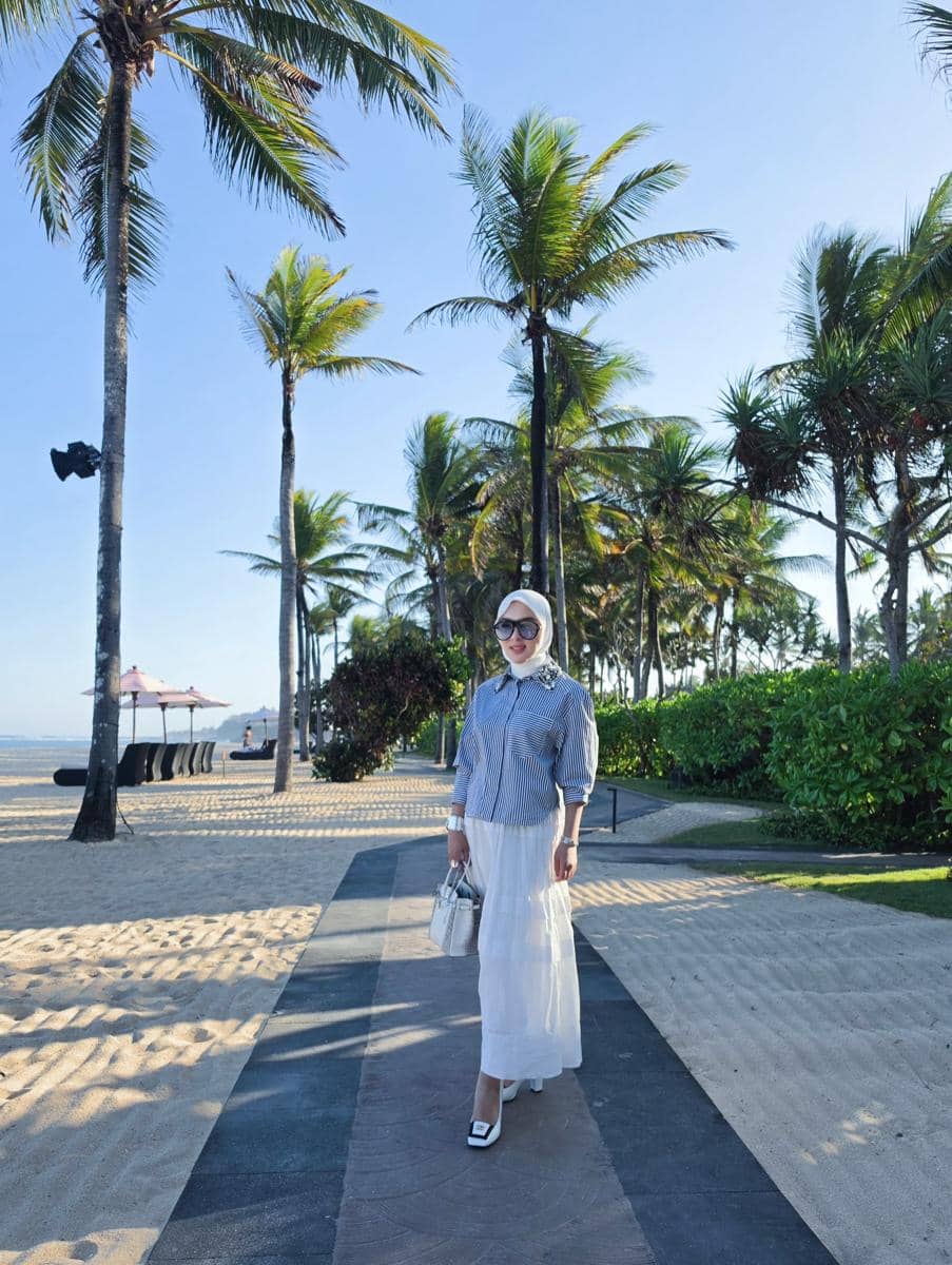 OOTD minimalis Syahrini