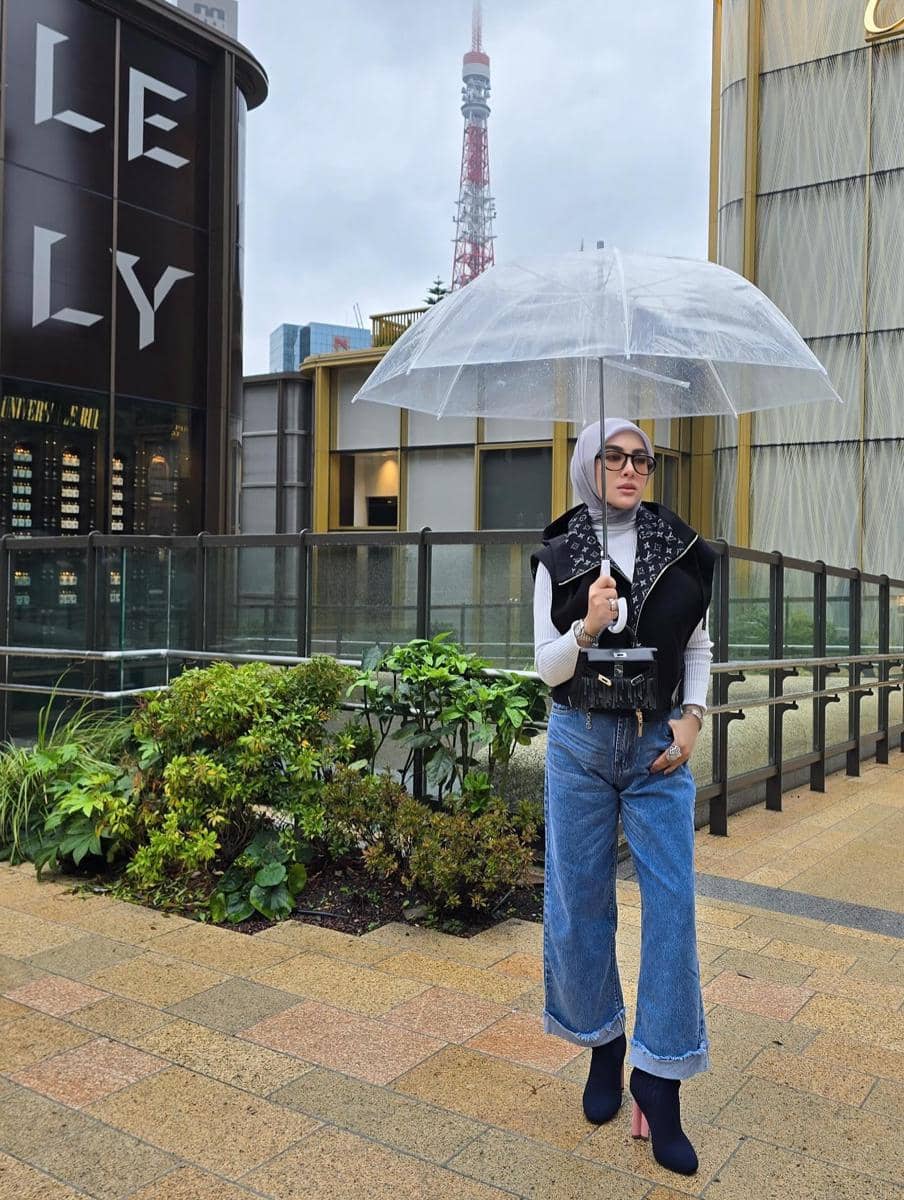 OOTD minimalis Syahrini