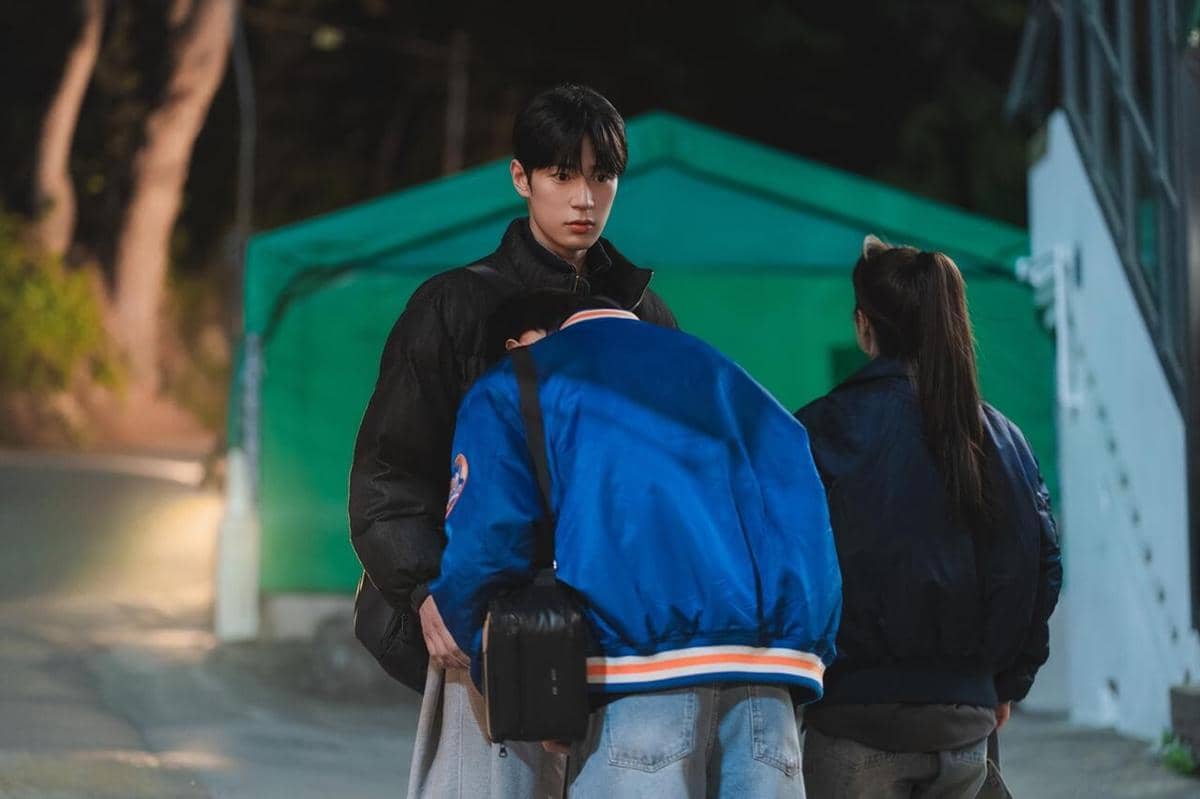 7 Alasan Ha Na dan Ha Ru Ingin Menyelamatkan Woo Jae di Dive Into You