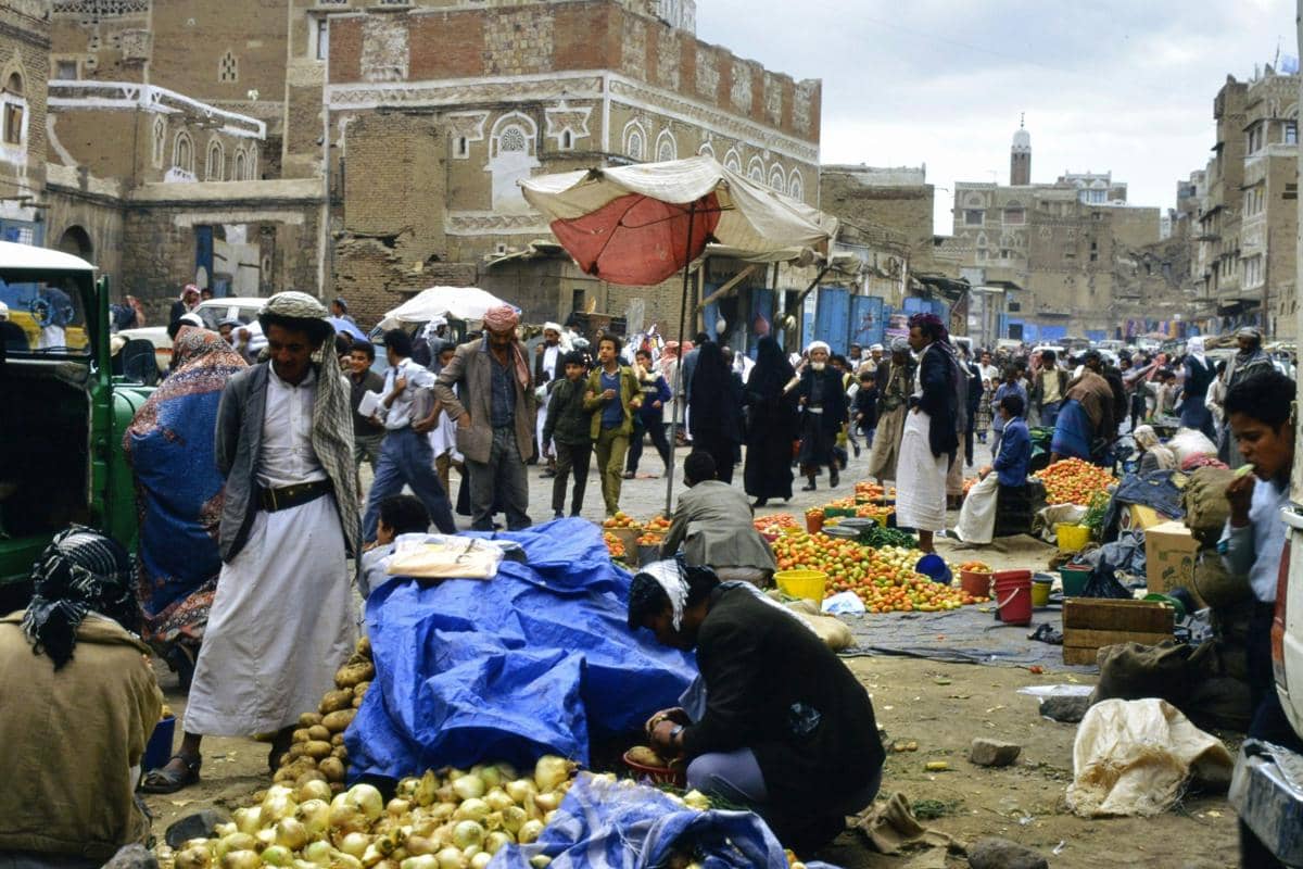 Houthi Klaim Serangan Saudi ke Pasar di Yaman Tewaskan 7 Orang