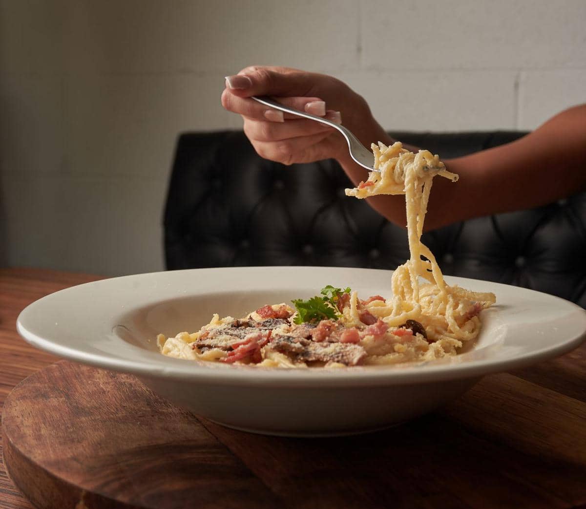 ilustrasi saus spaghetti carbonara