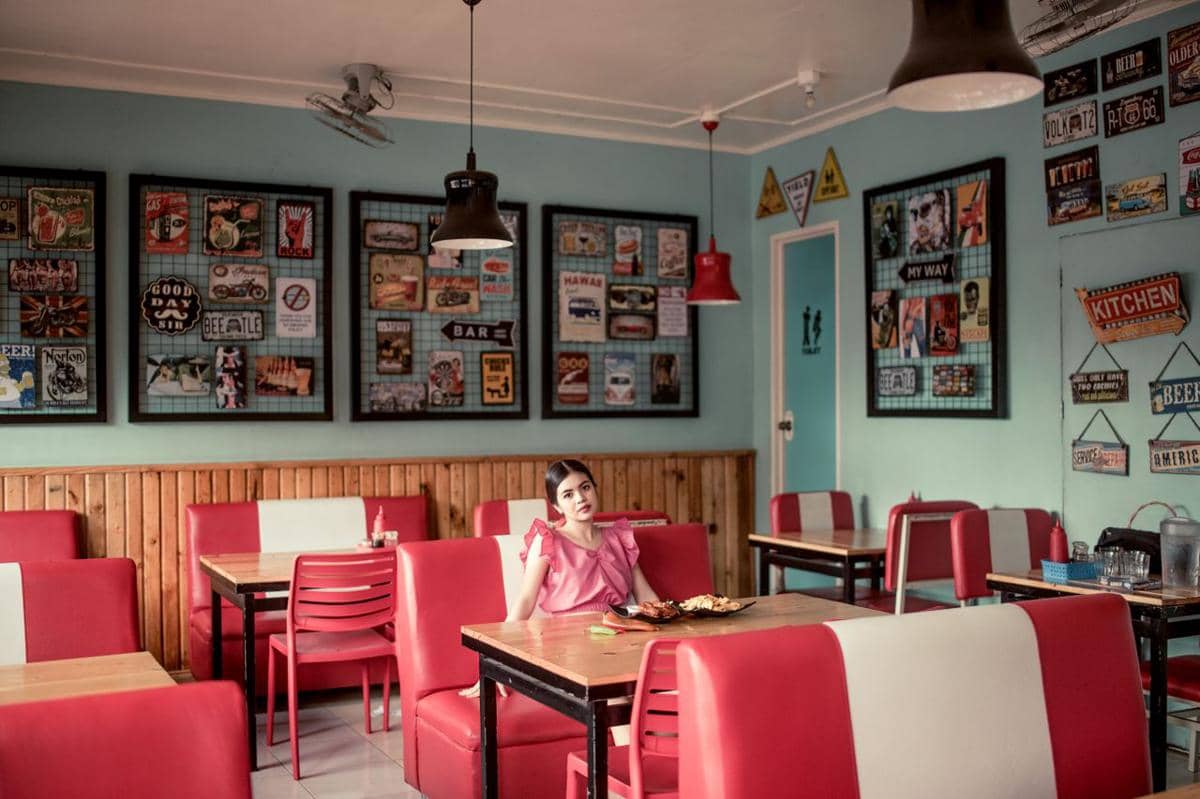 ilustrasi bisnis restoran