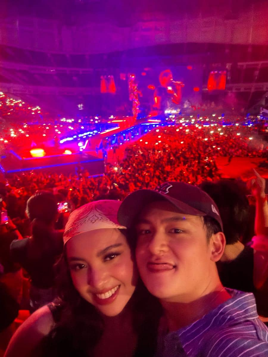 Lyodra dan Randy Martin nonton konser The Weeknd's di JIS